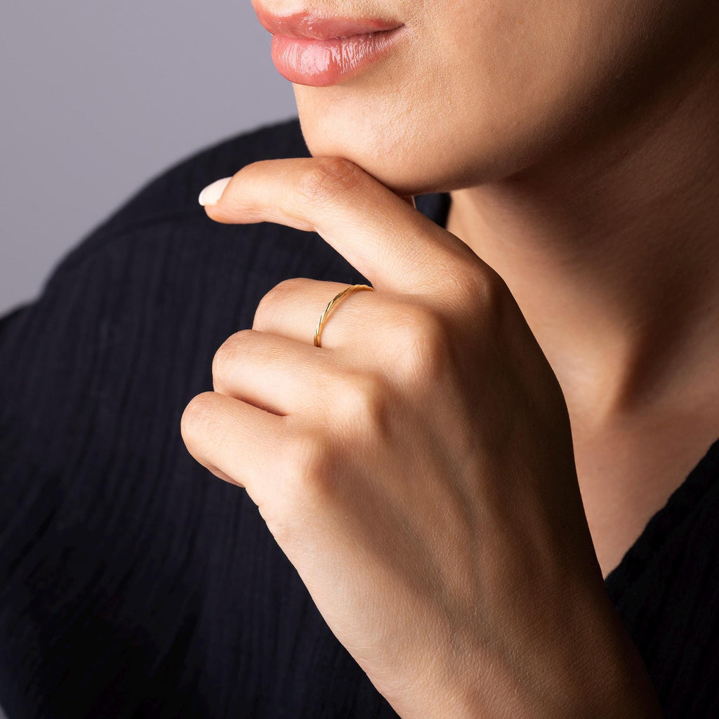 14K Solid Gold Twist Ring – Dainty Minimalist Band