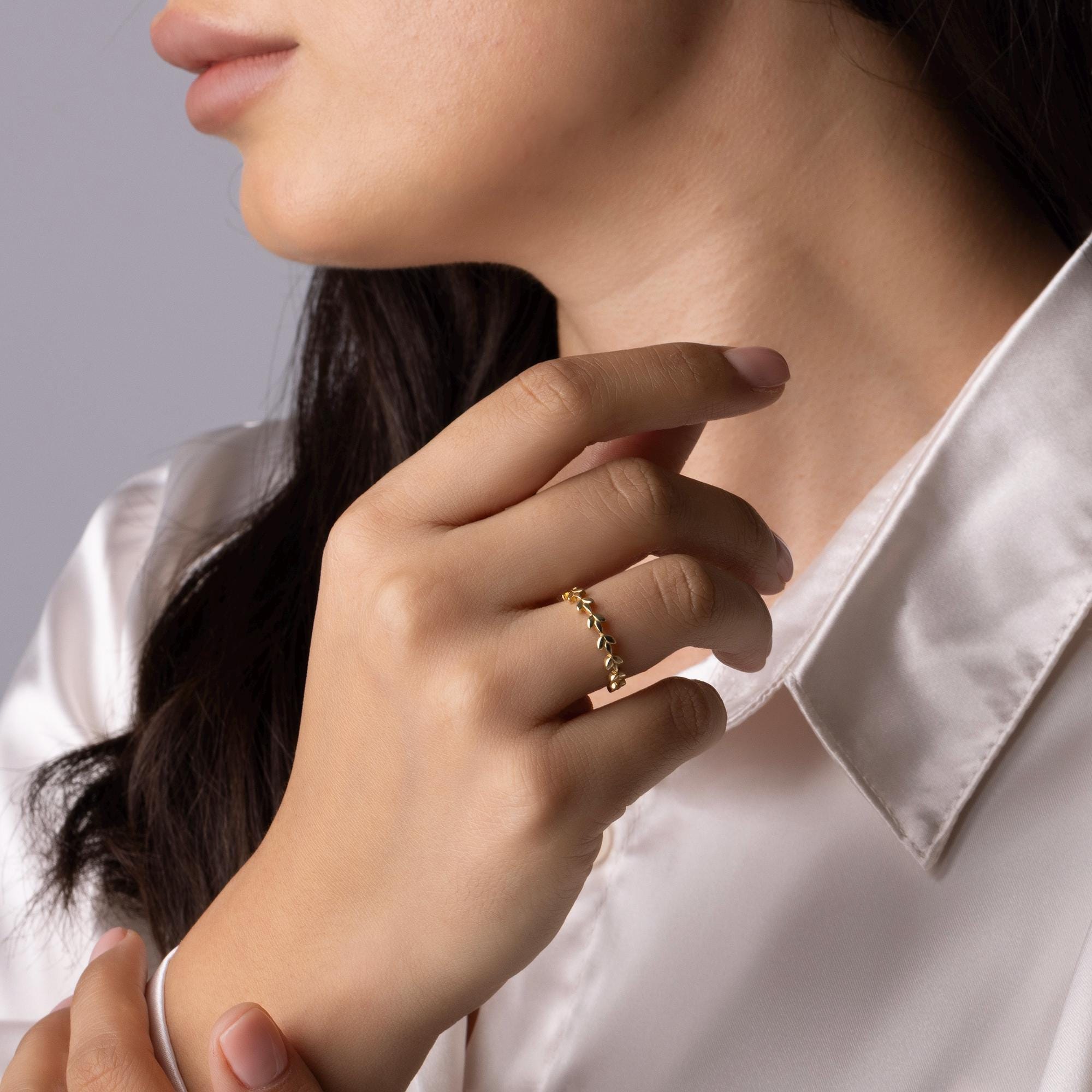 14K Solid Gold Leaf Ring – Dainty Nature Inspired Band