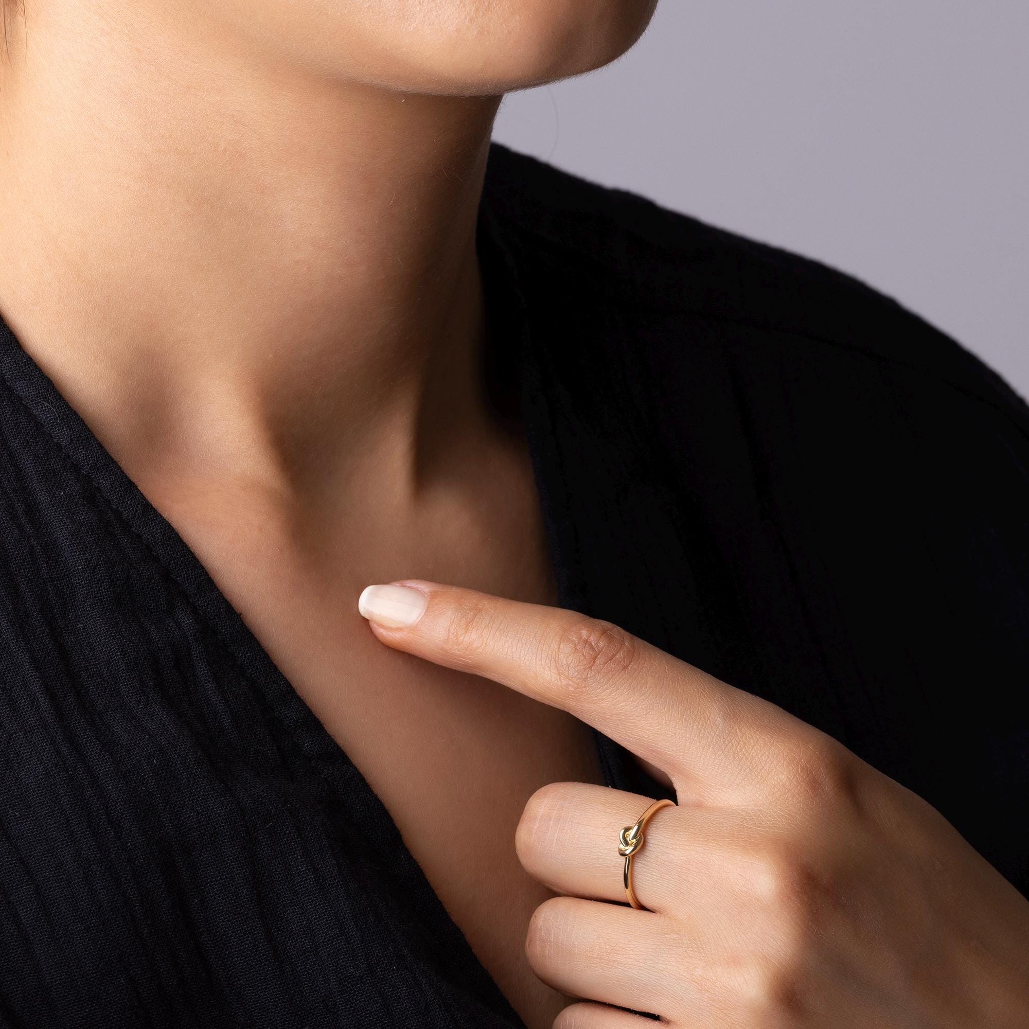 14K Solid Gold Knot Ring – 5mm Love Knot Band, Minimalist Everyday Jewelry