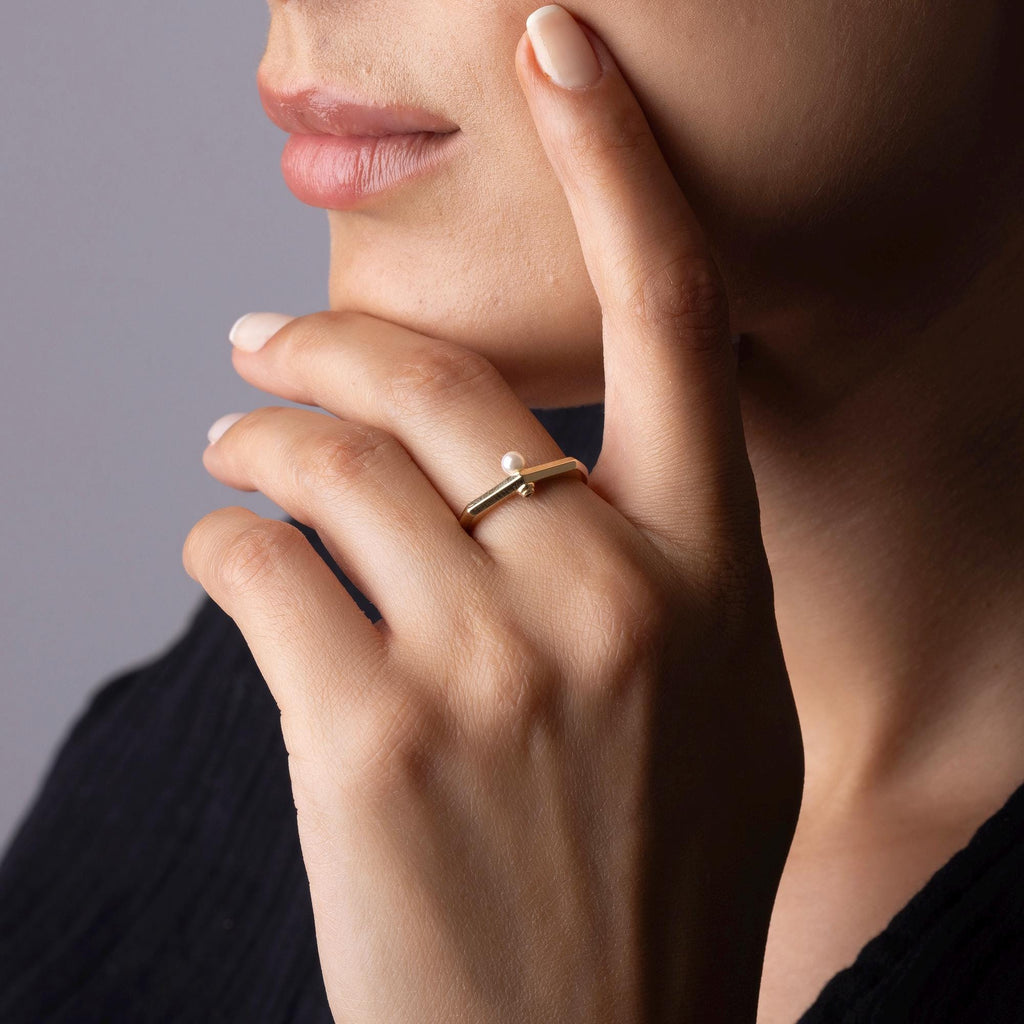 14K Solid Gold Delicate Pearl Ring –  2mm Minimalist Pearl Band