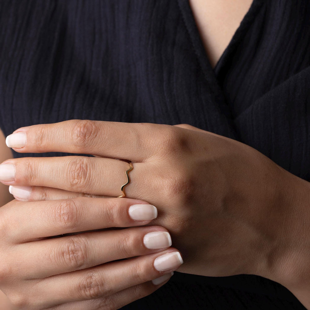14K Solid Gold Wave Ring – 1mm Dainty Band