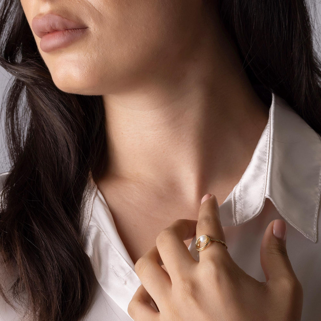 14K Solid Gold Pearl Ring – Handmade Minimalist Jewelry with Round Pearl