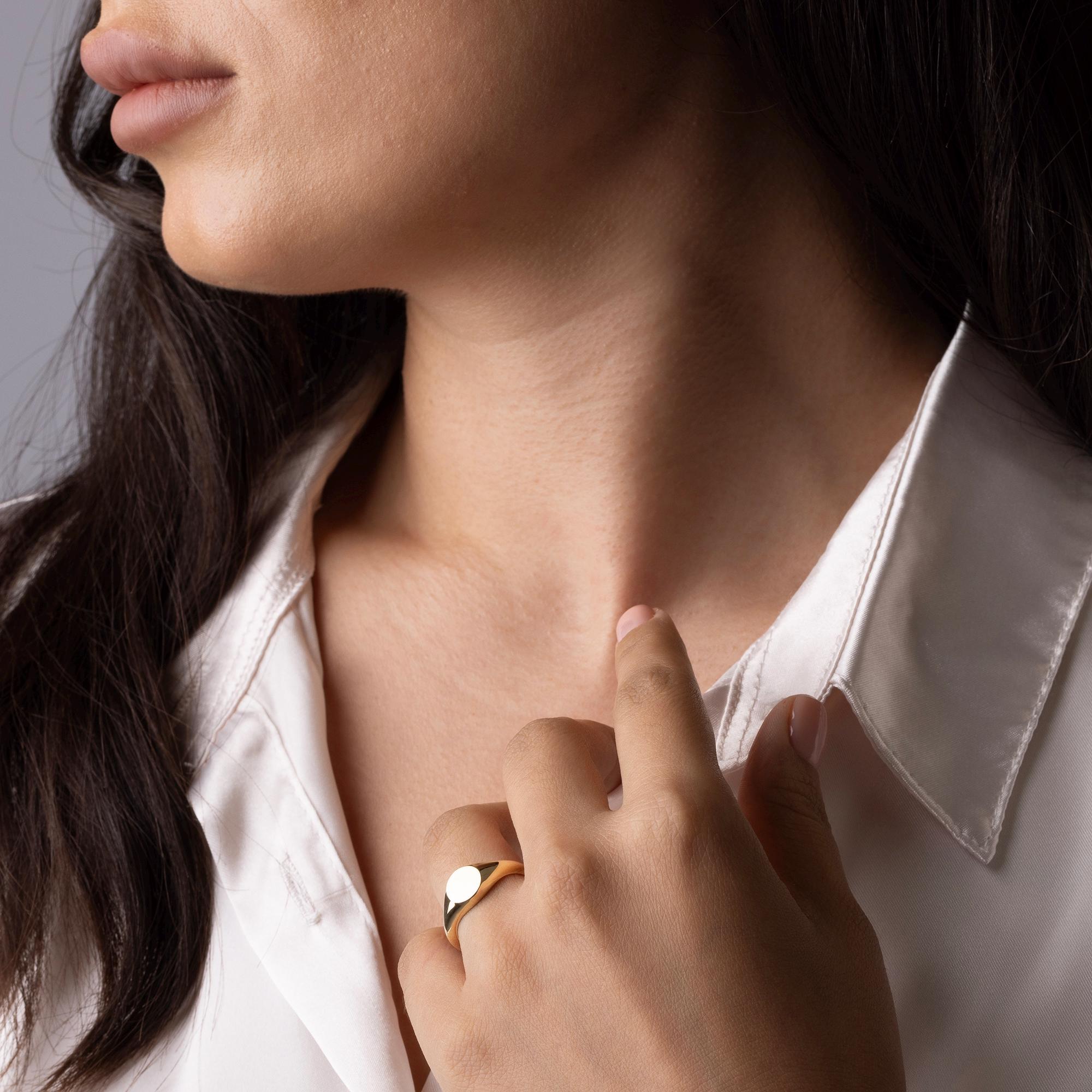 14K Solid Gold Signet Ring – Handmade Classic 8mm Band