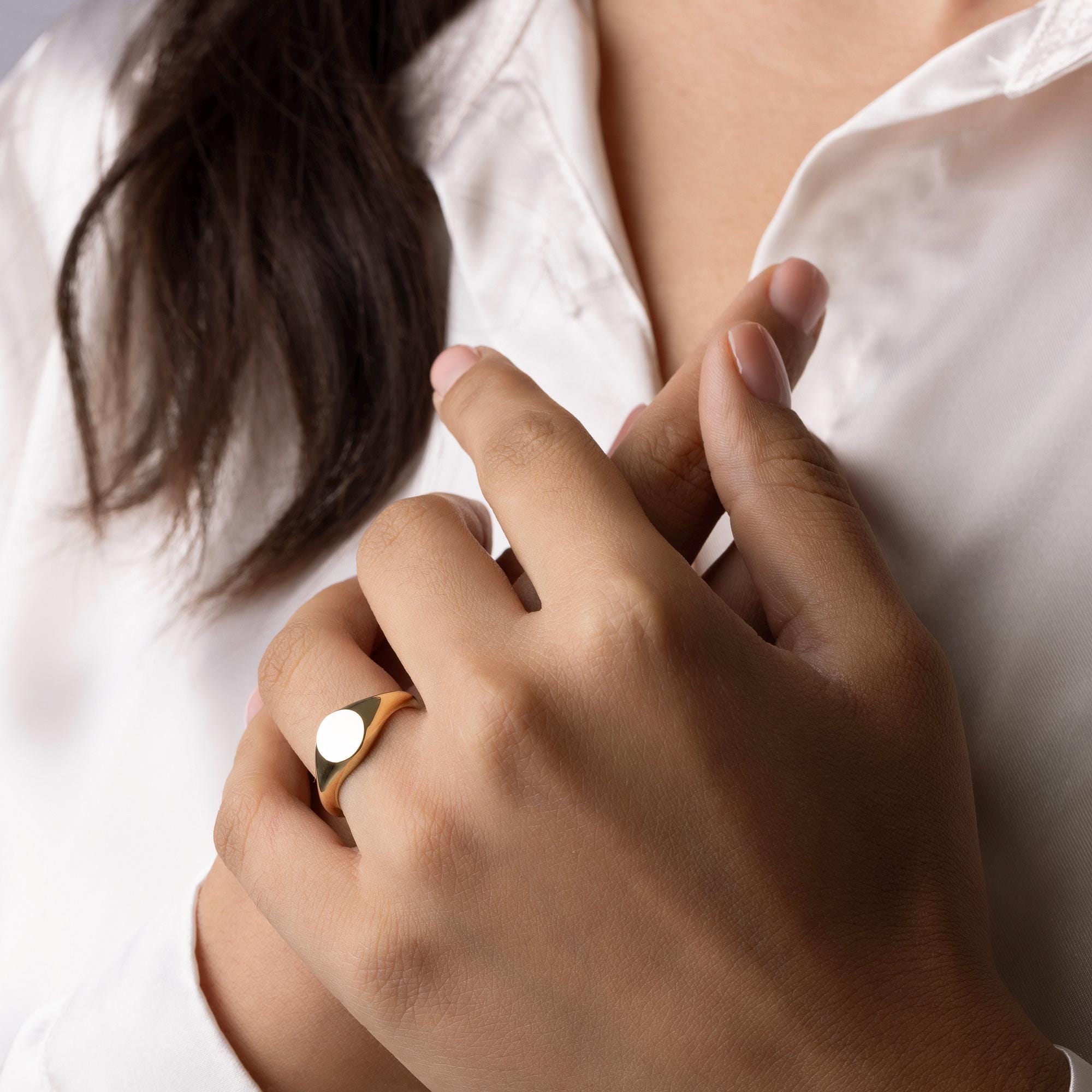 14K Solid Gold Signet Ring – Handmade Classic 8mm Band