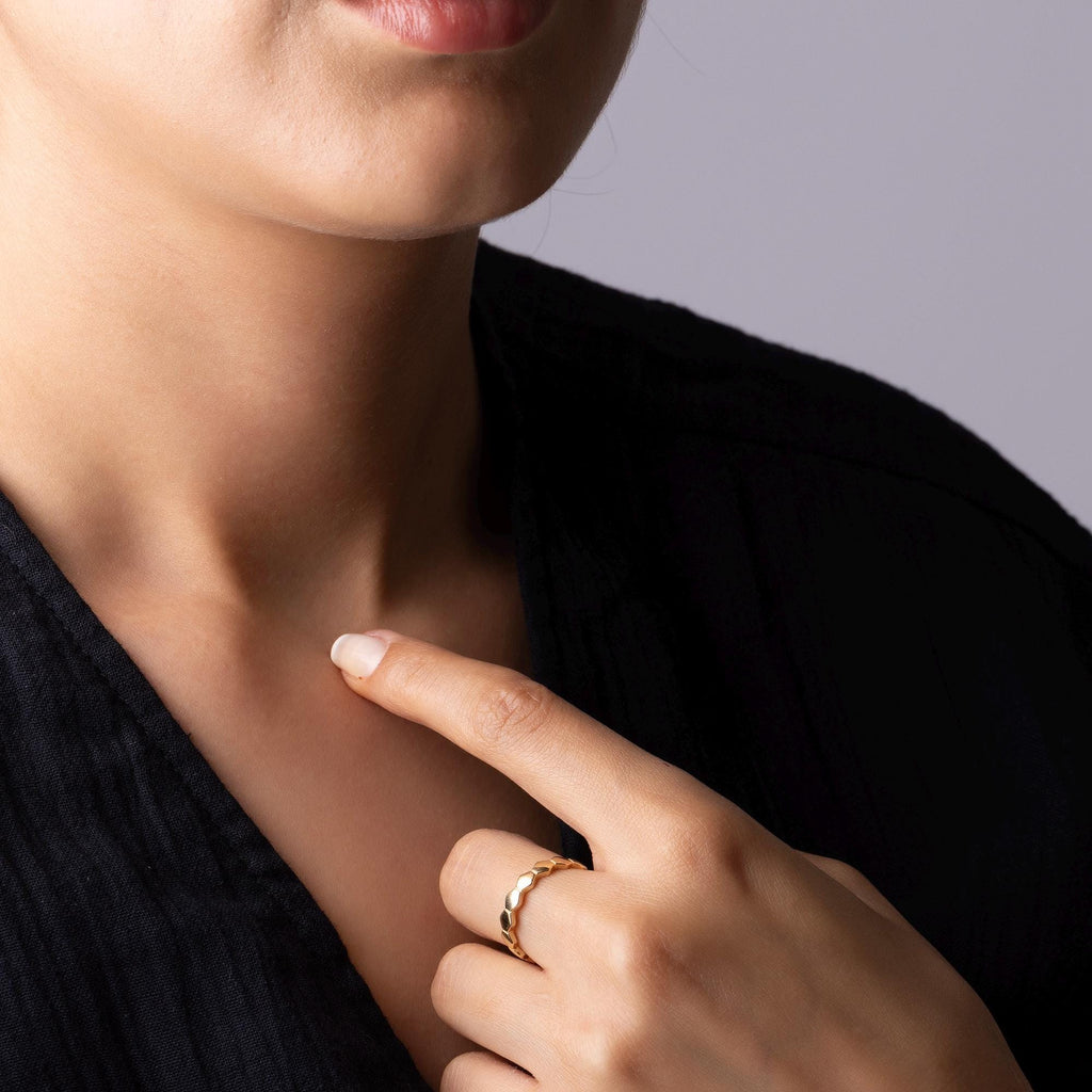 14K Solid Gold Hexagon Ring – Modern Geometric Band