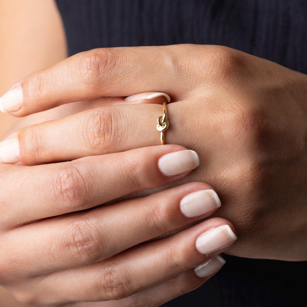 14K Solid Gold Knot Ring – 5mm Love Knot Band, Minimalist Everyday Jewelry