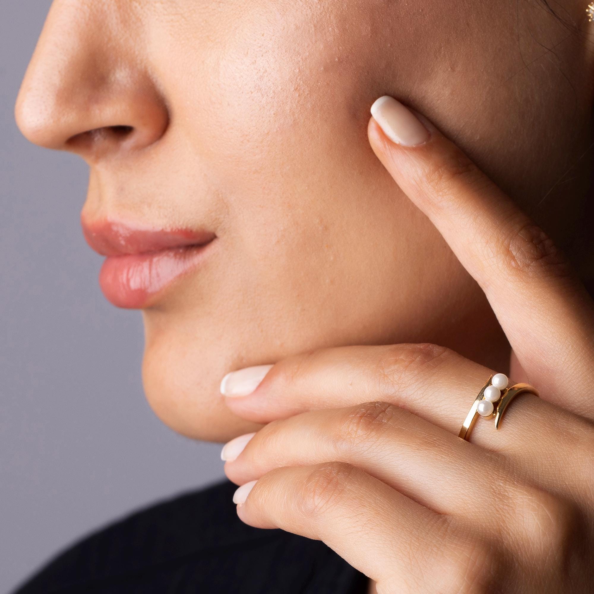 14K Solid Gold Pearl Ring – Handmade Minimalist Everyday Jewelry