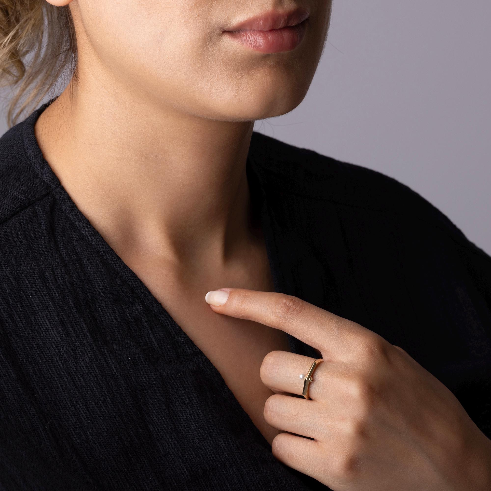 14K Solid Gold Delicate Pearl Ring –  2mm Minimalist Pearl Band