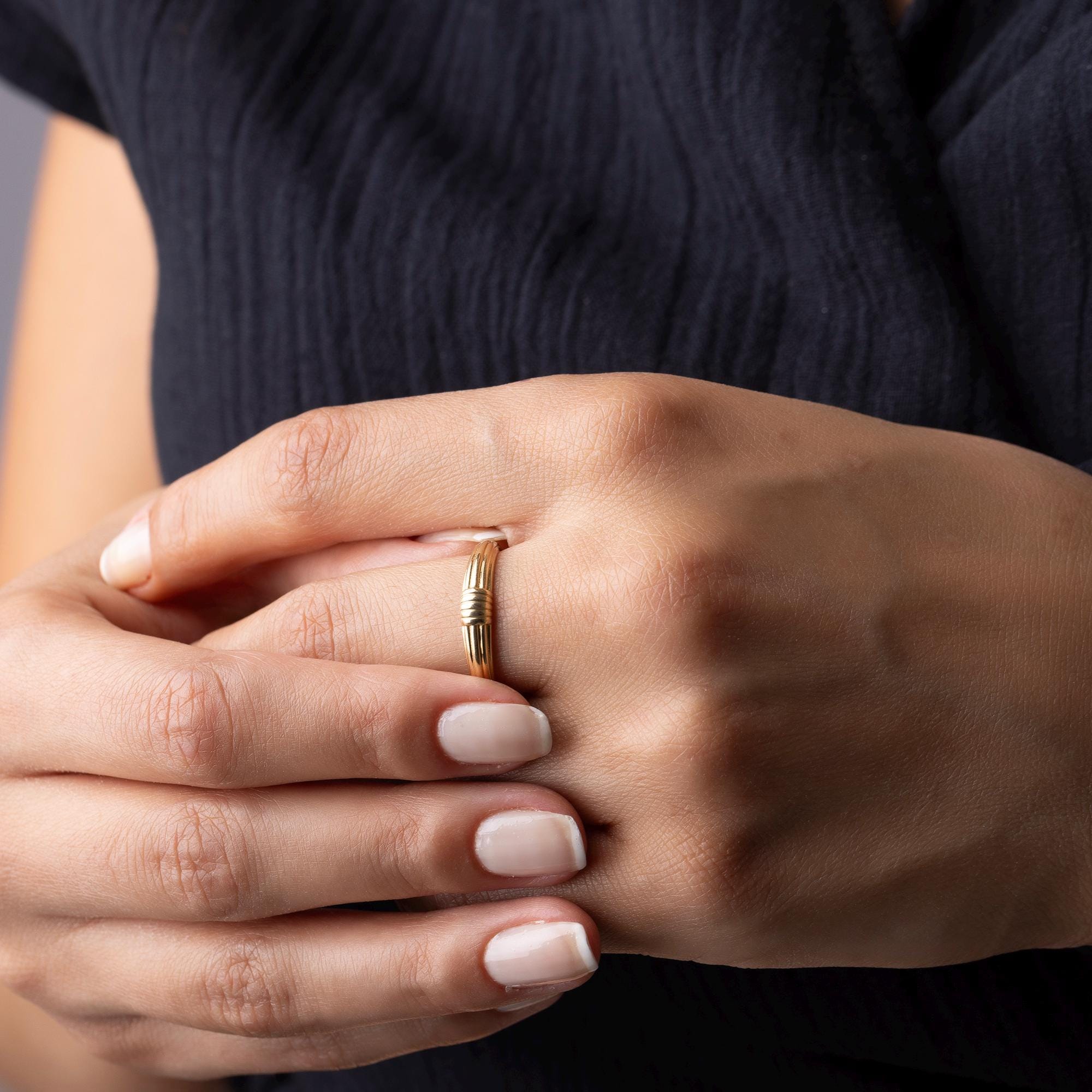 14K Solid Gold Band Ring – 4mm Classic Gold Band