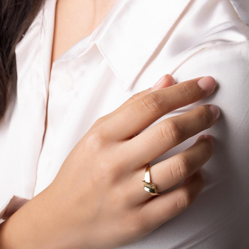 14K Solid Gold Wave Ring – Dainty Bold Statement Band