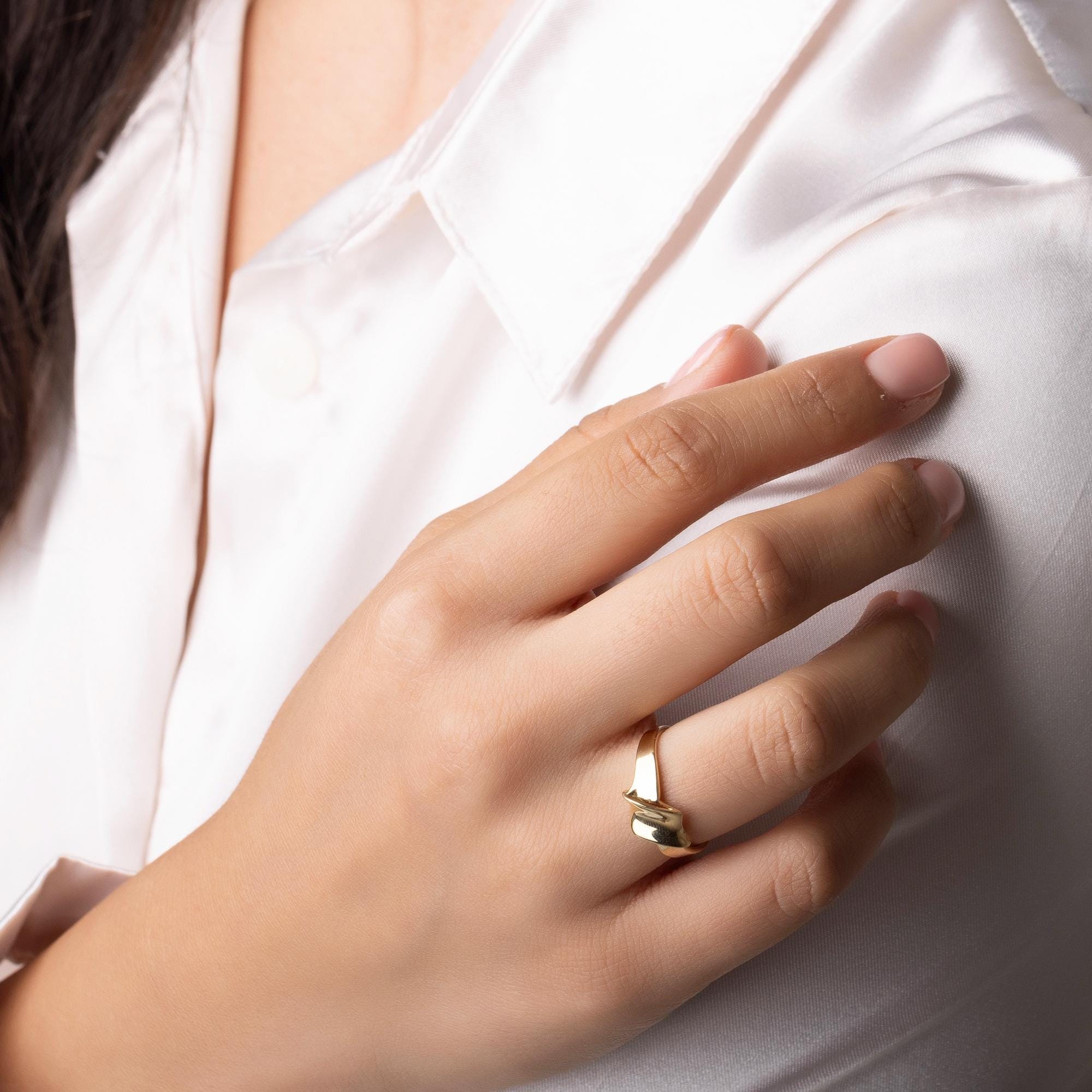 14K Solid Gold Wave Ring – Dainty Bold Statement Band