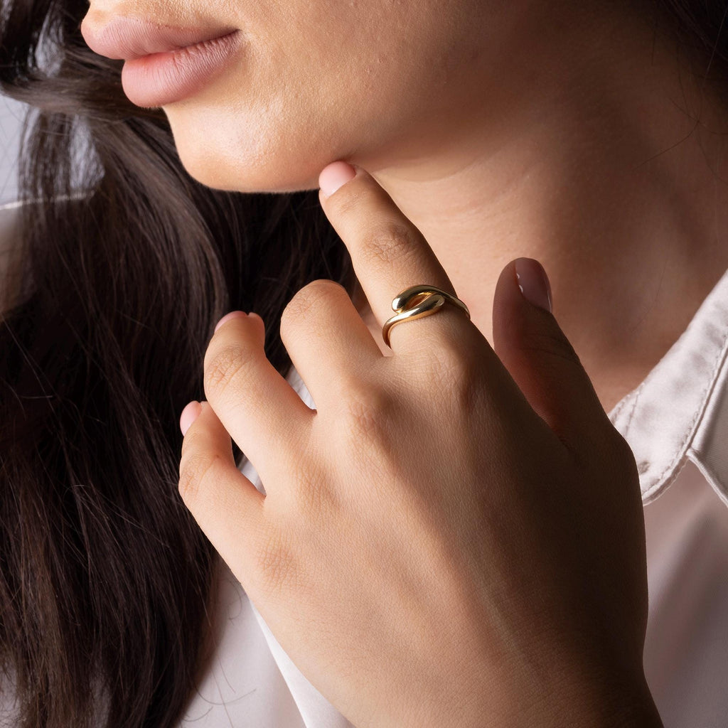 14K Solid Gold Knot Ring, Real Gold Love Knot Band, Dainty Minimalist Ring