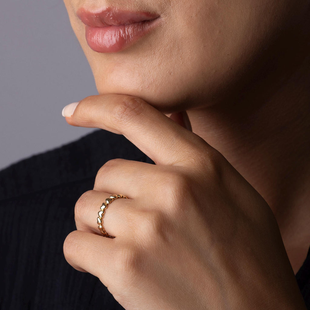 14K Solid Gold Heart Band Ring – Romantic Dainty Jewelry