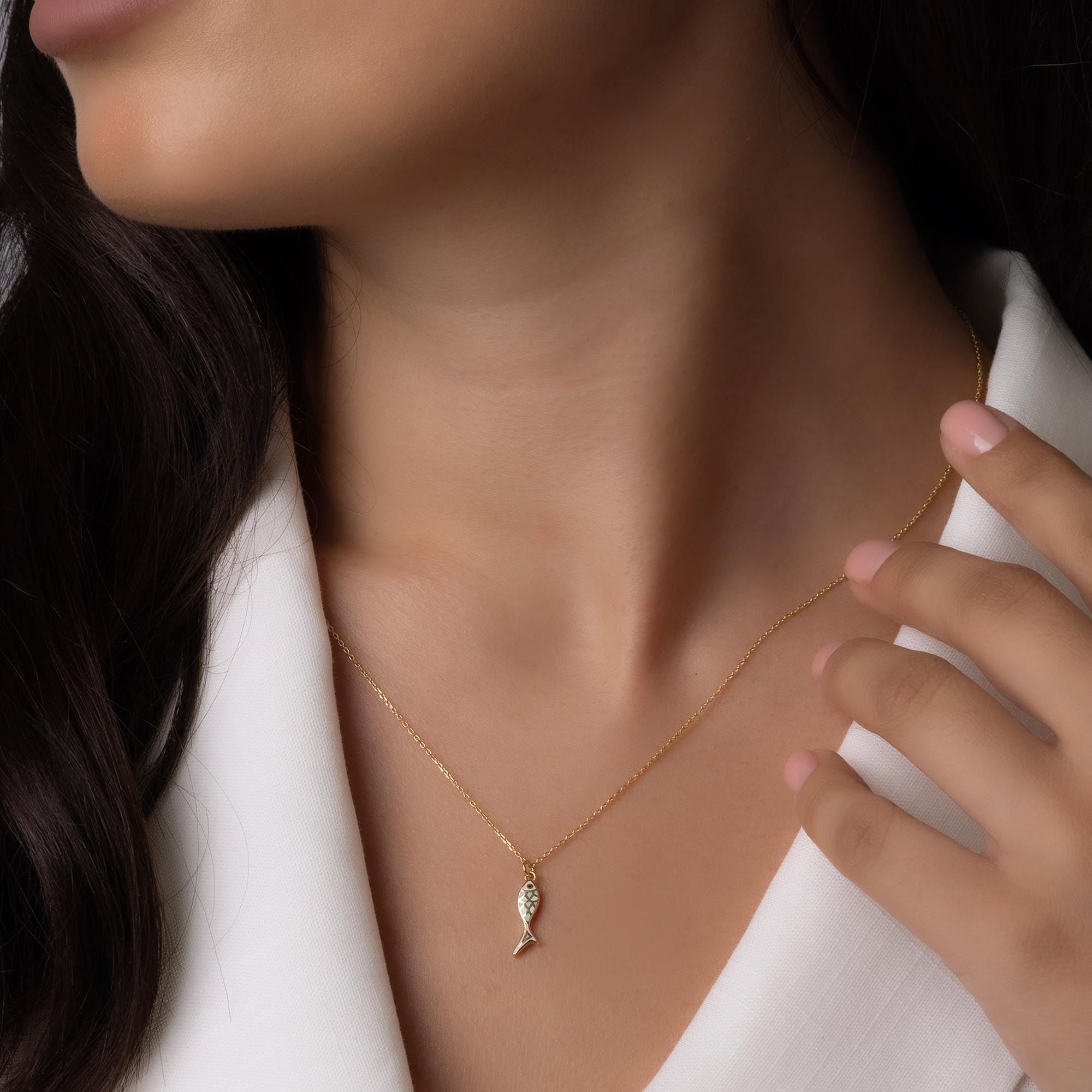 14K Solid Gold Fish Necklace - Dainty Ocean Pendant