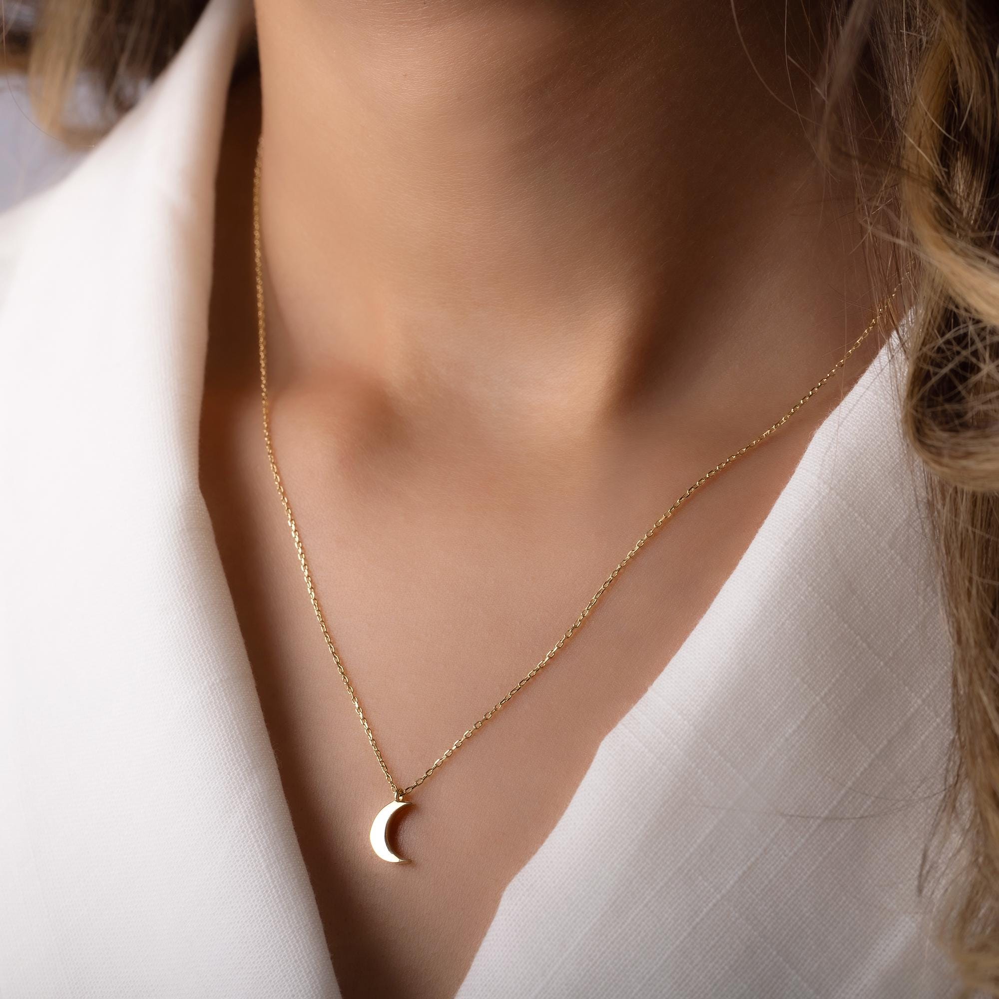 14K Solid Gold Moon Necklace - Dainty Crescent Pendant