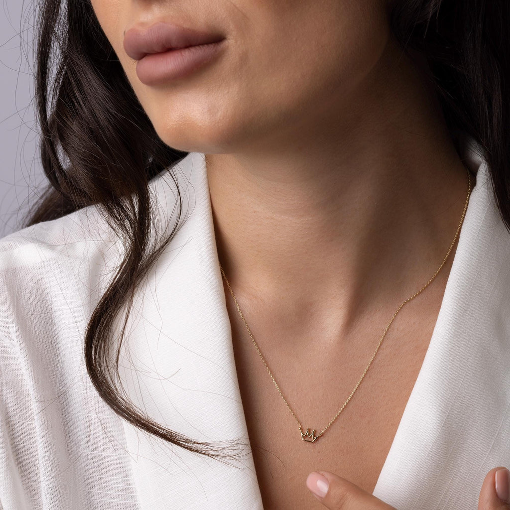 14K Solid Gold Crown Necklace - Dainty Royal Pendant