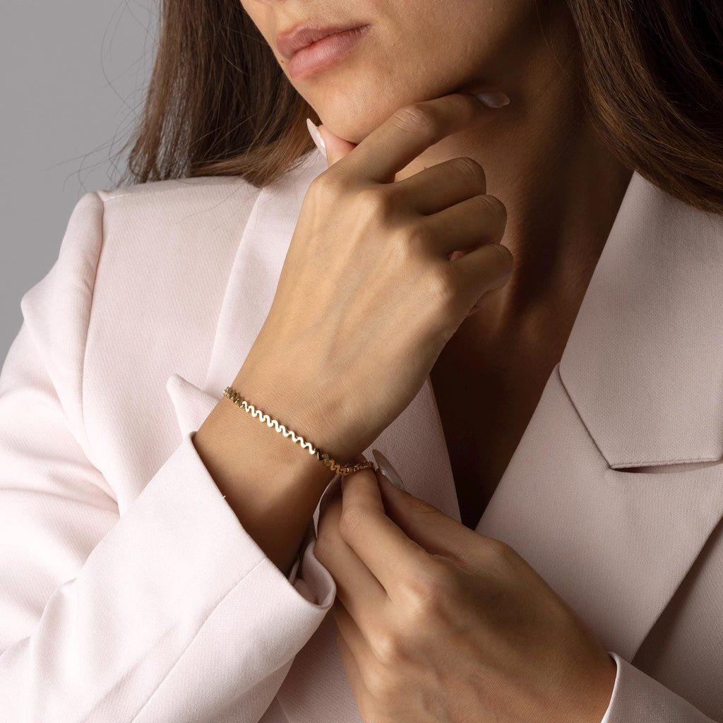 14K Solid Gold Wavy Bracelet - Minimalist Gold Chain Jewelry